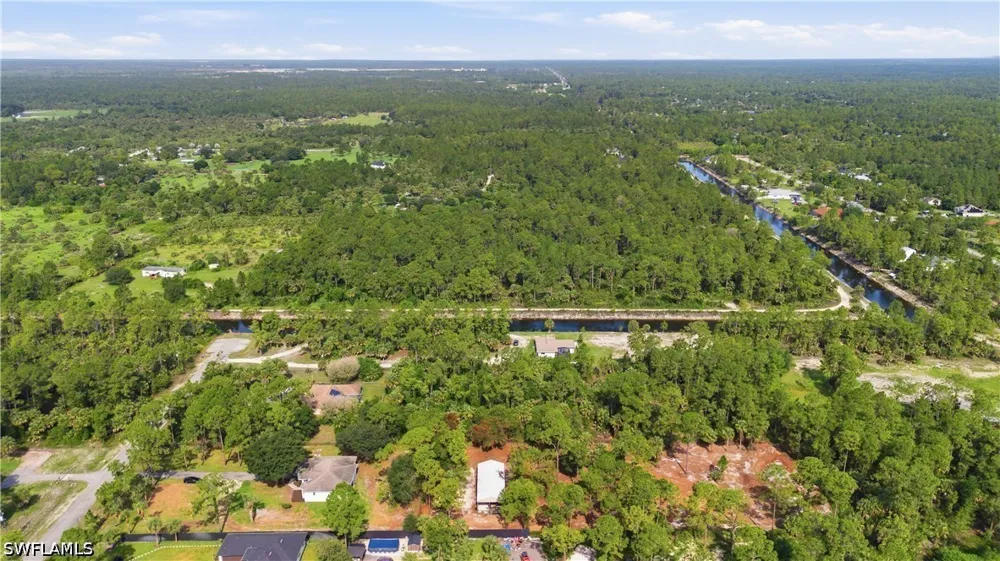12th Avenue SE Naples, FL 34117