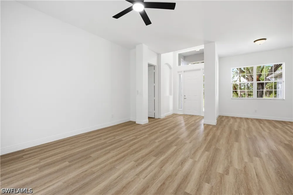 12th Avenue SE Naples, FL 34117