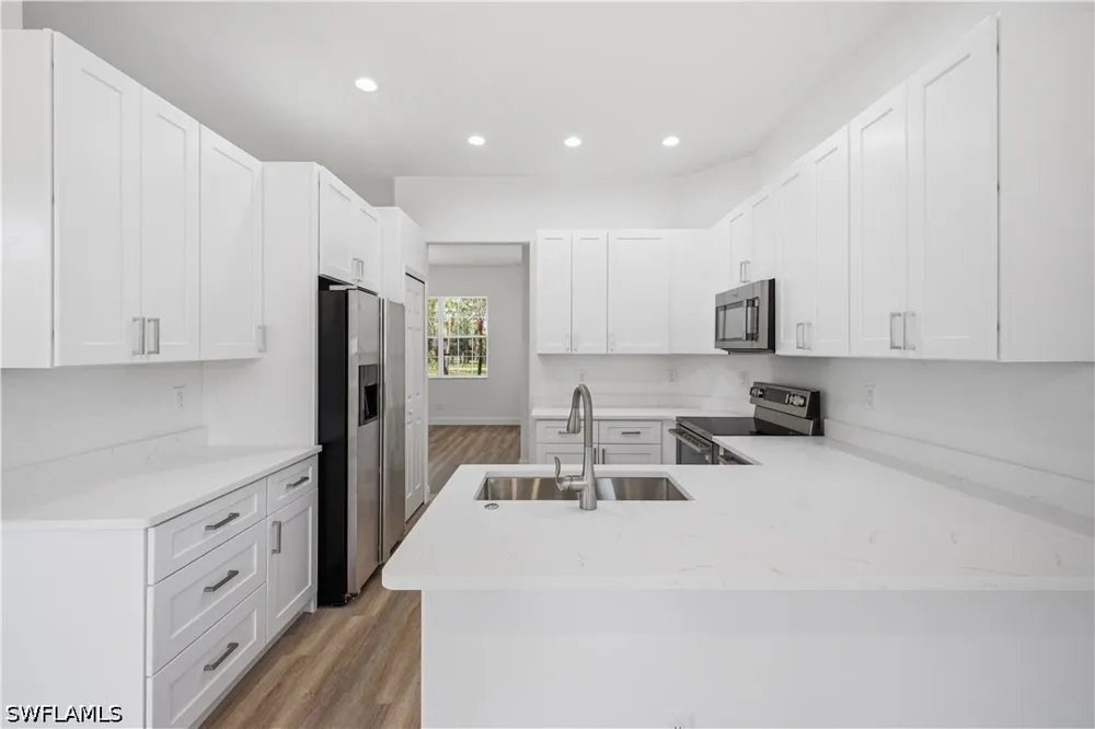 12th Avenue SE Naples, FL 34117