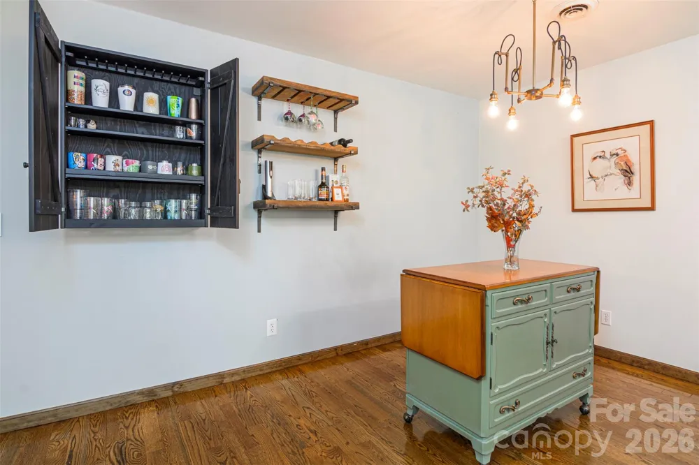 461 Britton Creek Drive Hendersonville, NC 28791
