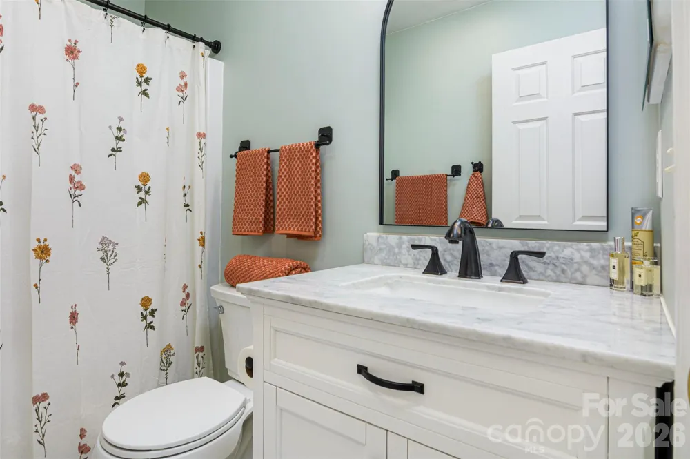 461 Britton Creek Drive Hendersonville, NC 28791