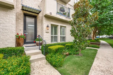7333 Valley View Lane #304