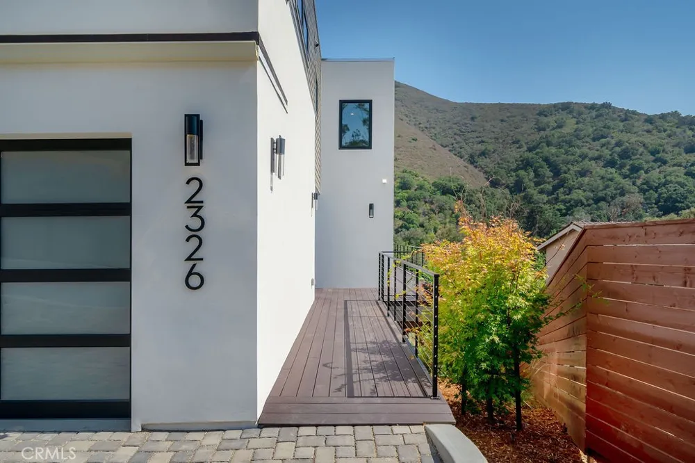 2326 Santa Ynez Avenue San Luis Obispo, CA 93405