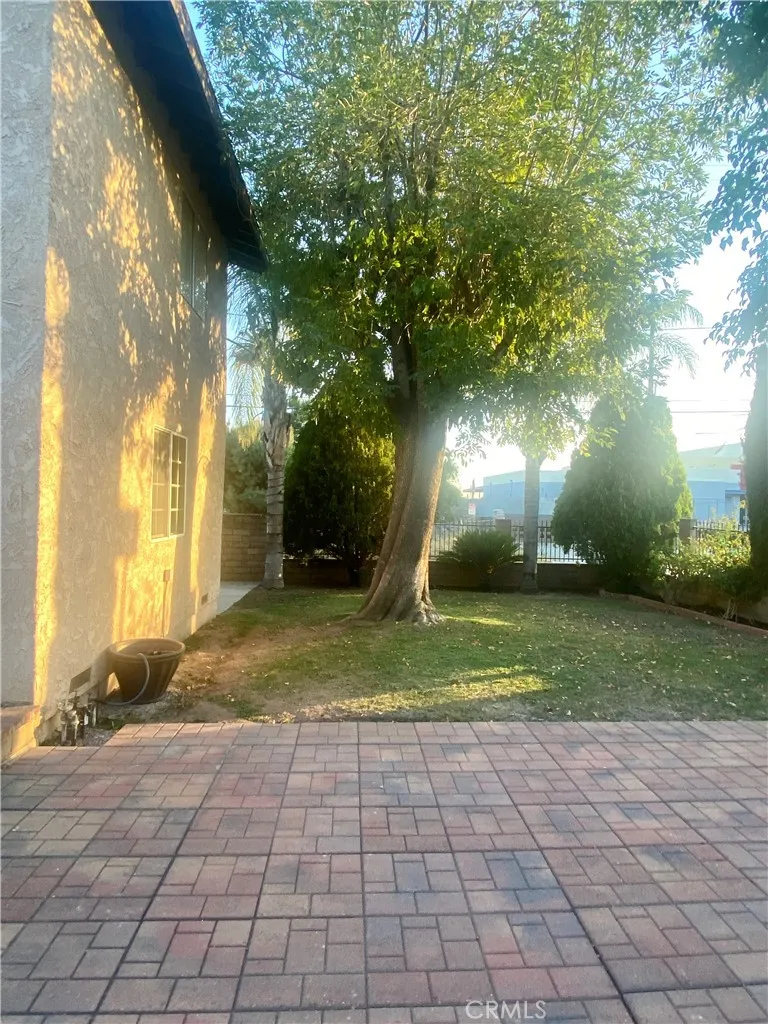 13198 Brand Boulevard San Fernando, CA 91340