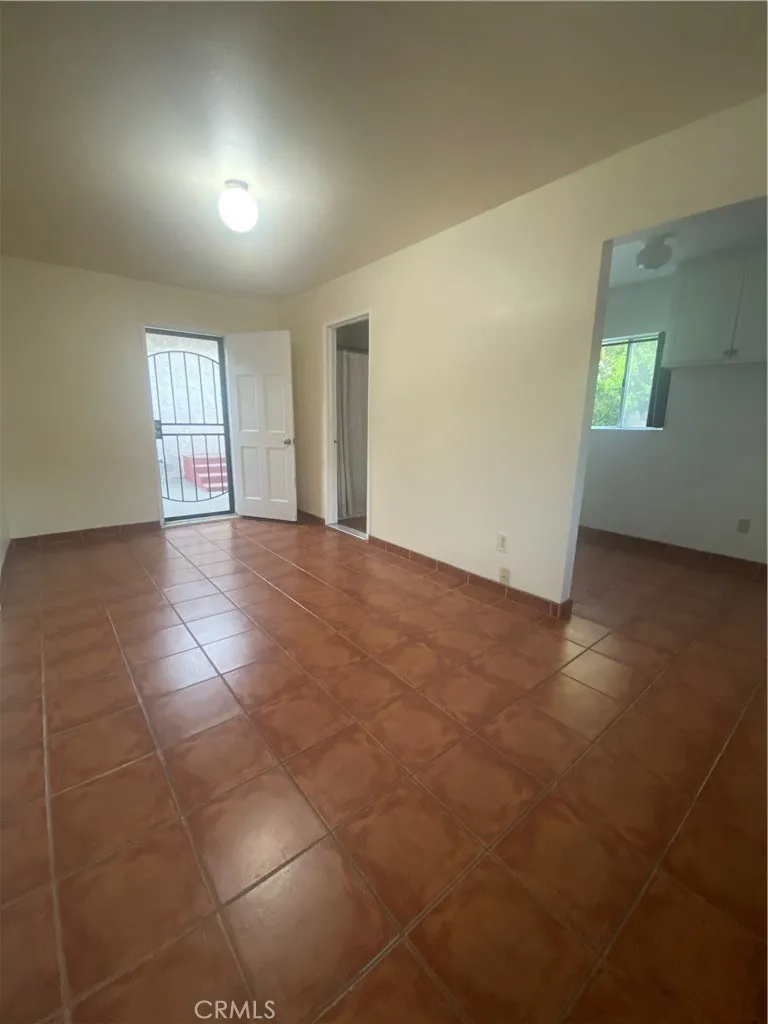 13198 Brand Boulevard San Fernando, CA 91340