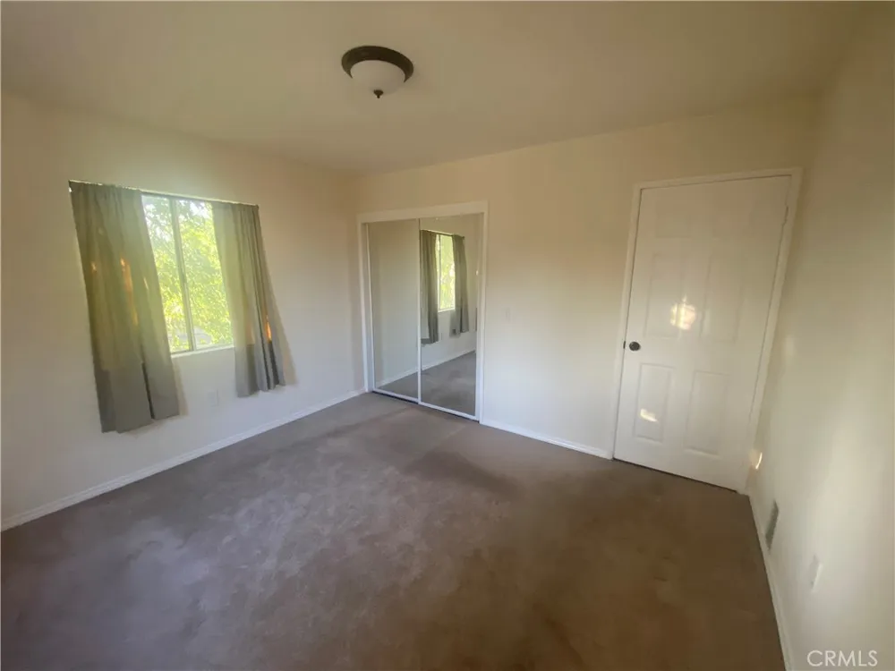 13198 Brand Boulevard San Fernando, CA 91340
