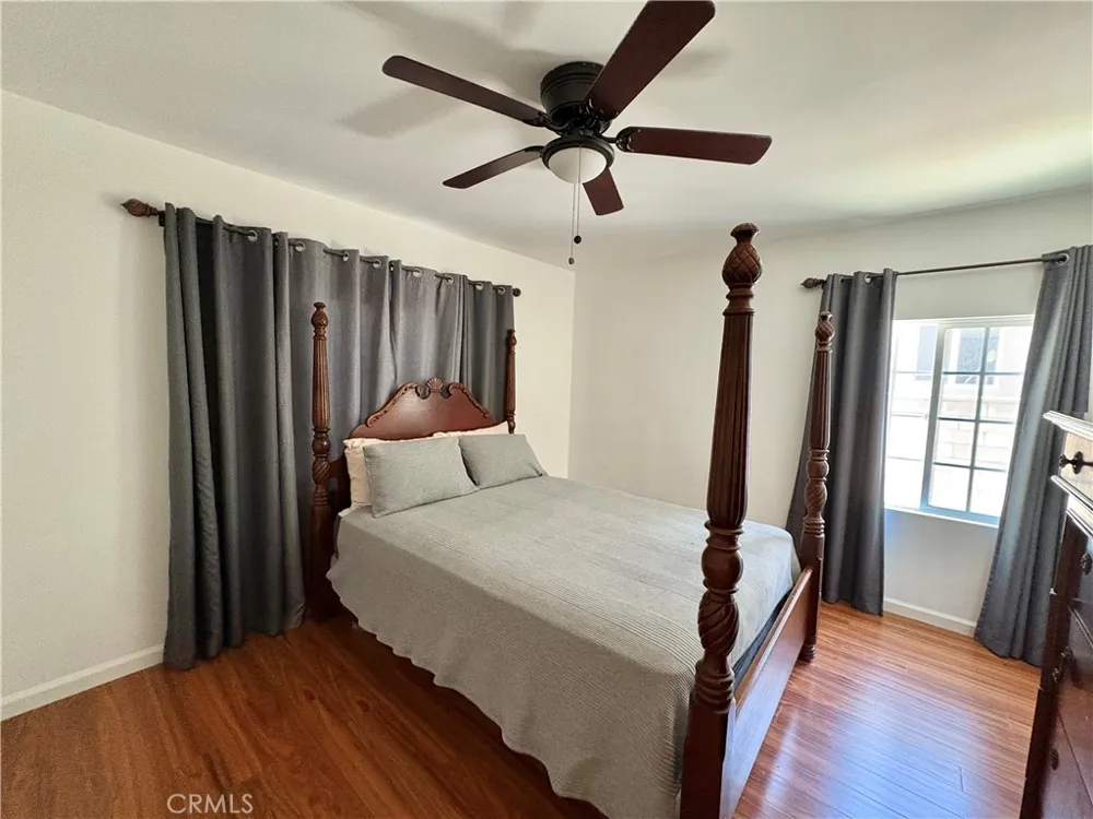 13198 Brand Boulevard San Fernando, CA 91340