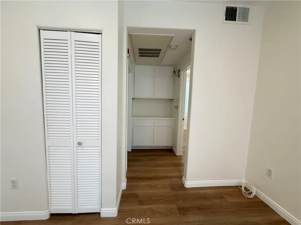 300 E Providencia #111 Burbank, CA 91502