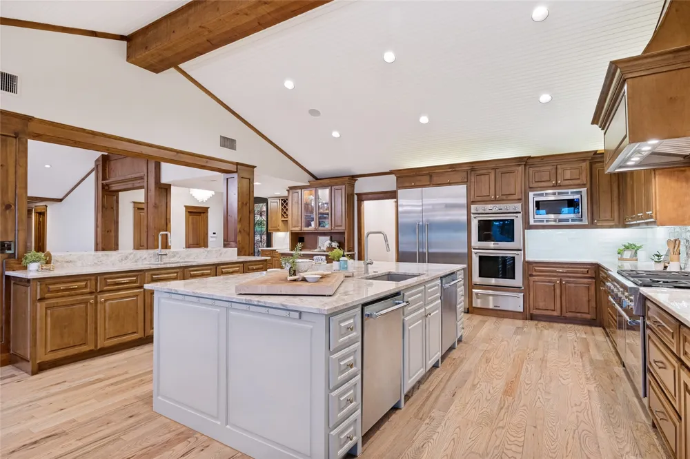 42 Leona Court Scroggins, TX 75480