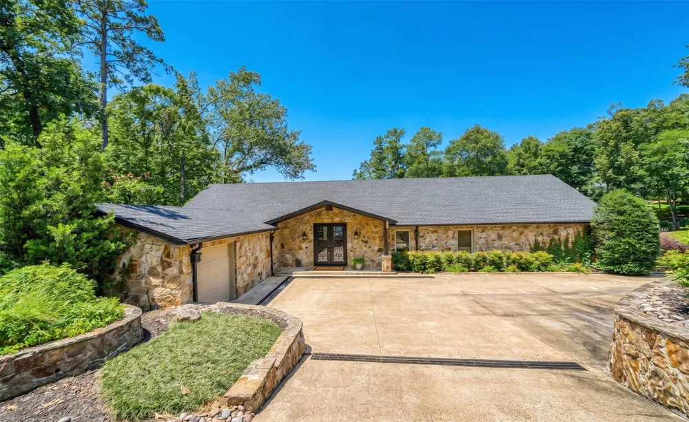 42 Leona Court Scroggins, TX 75480