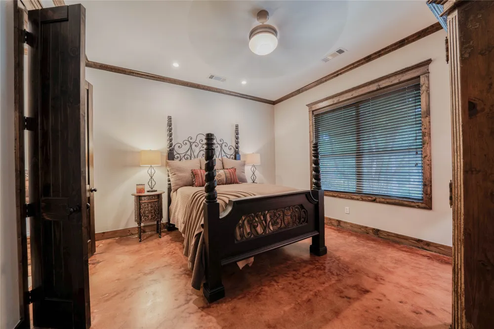 42 Leona Court Scroggins, TX 75480