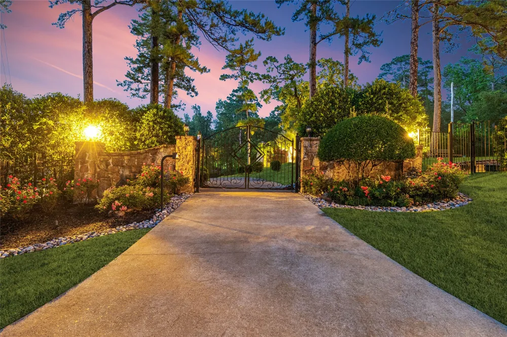 42 Leona Court Scroggins, TX 75480