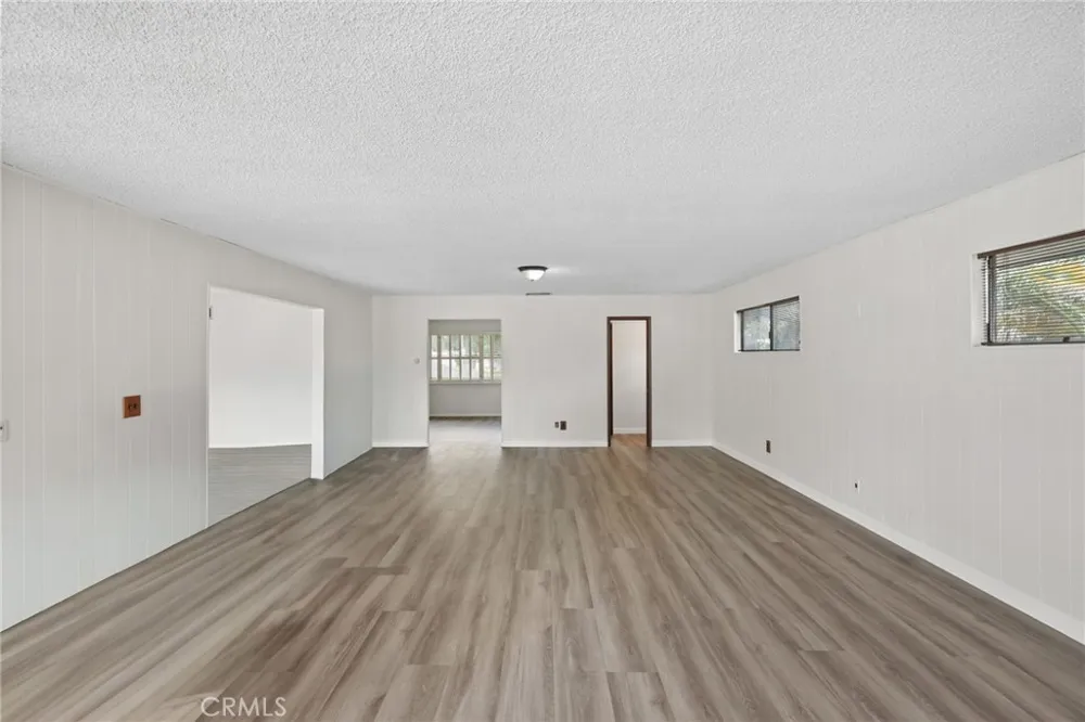 11803 Gerald Avenue Granada Hills, CA 91344