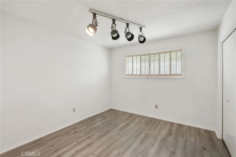 11803 Gerald Avenue Granada Hills, CA 91344