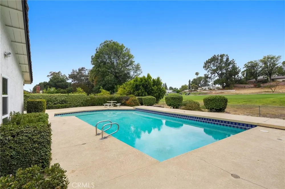 11803 Gerald Avenue Granada Hills, CA 91344