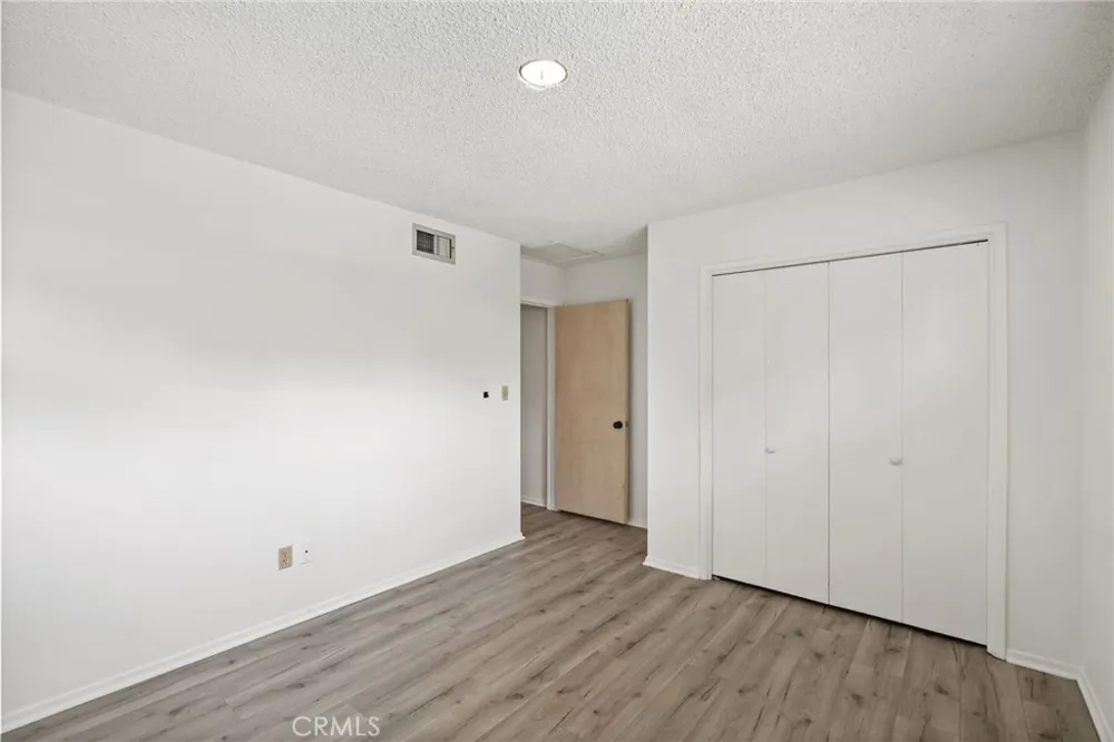 11803 Gerald Avenue Granada Hills, CA 91344