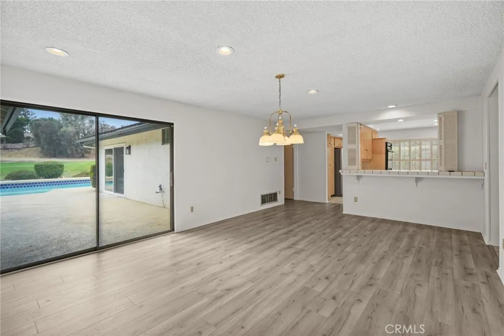 11803 Gerald Avenue Granada Hills, CA 91344
