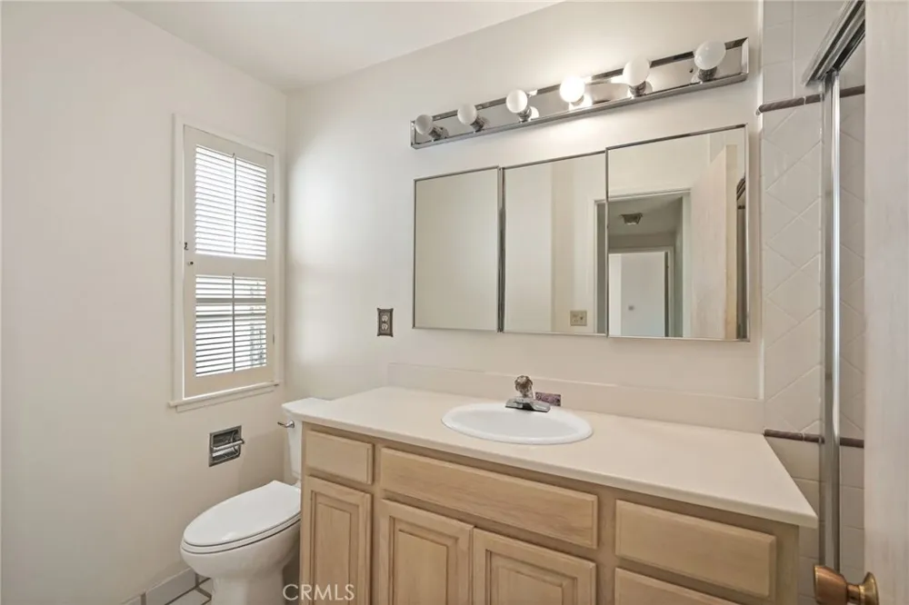 11803 Gerald Avenue Granada Hills, CA 91344