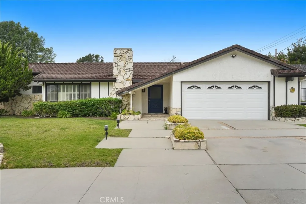 11803 Gerald Avenue Granada Hills, CA 91344