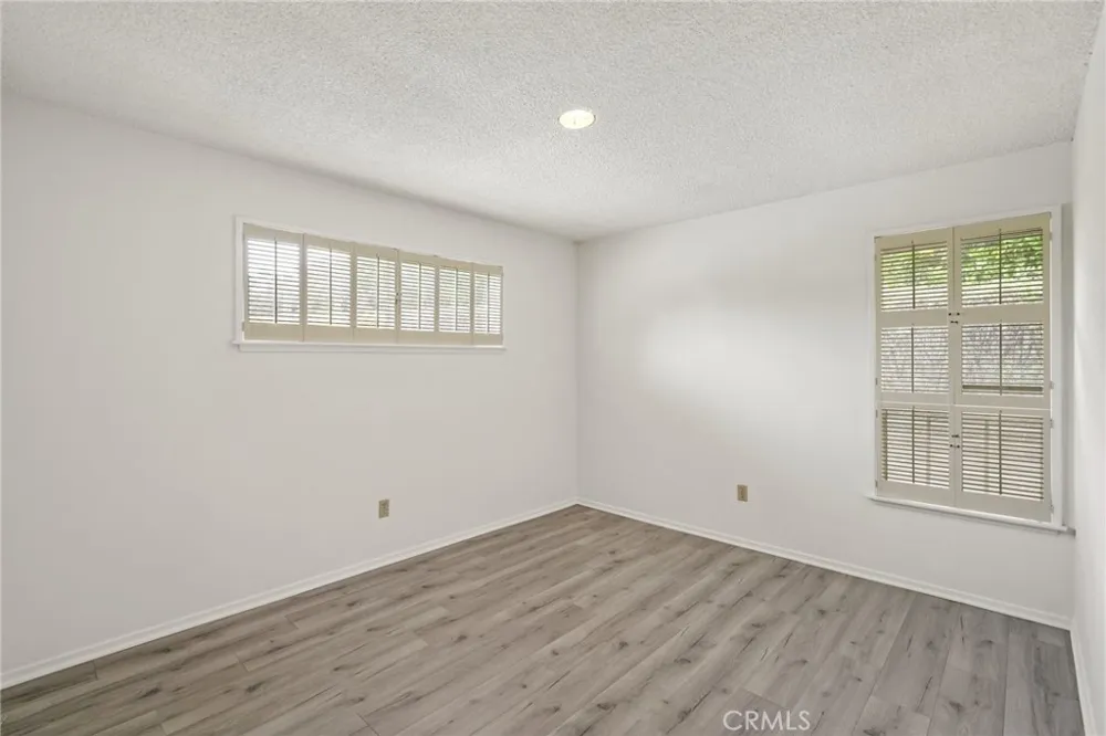11803 Gerald Avenue Granada Hills, CA 91344
