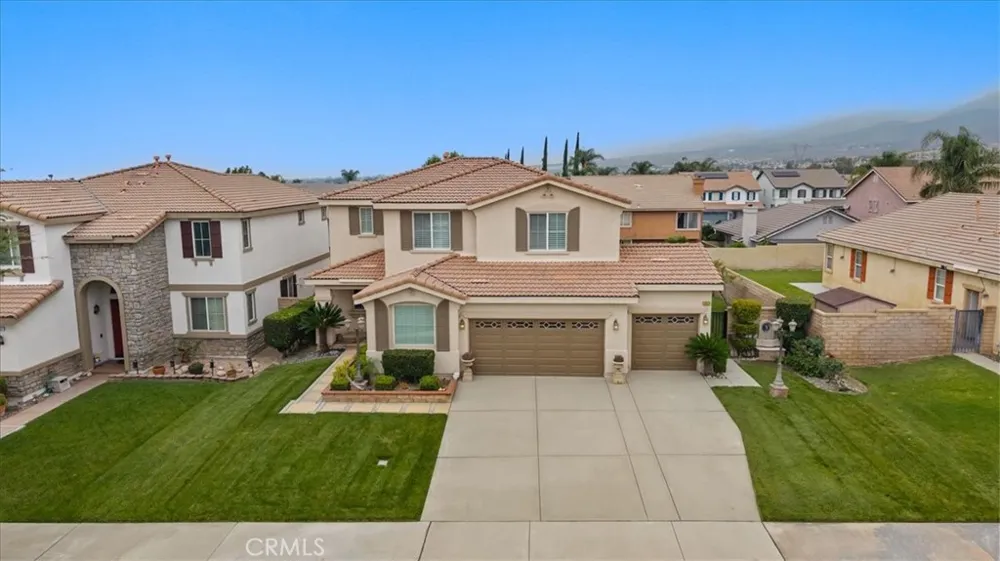 5422 Osprey ct Fontana, CA 92336