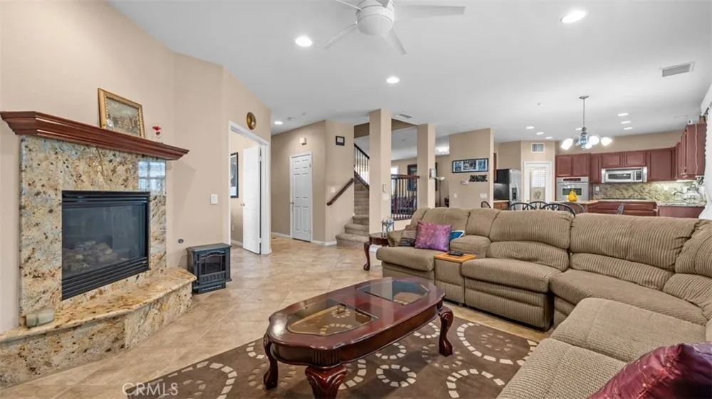 5422 Osprey ct Fontana, CA 92336