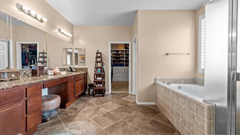 5422 Osprey ct Fontana, CA 92336