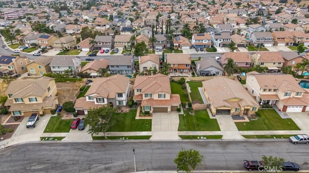 5422 Osprey ct Fontana, CA 92336