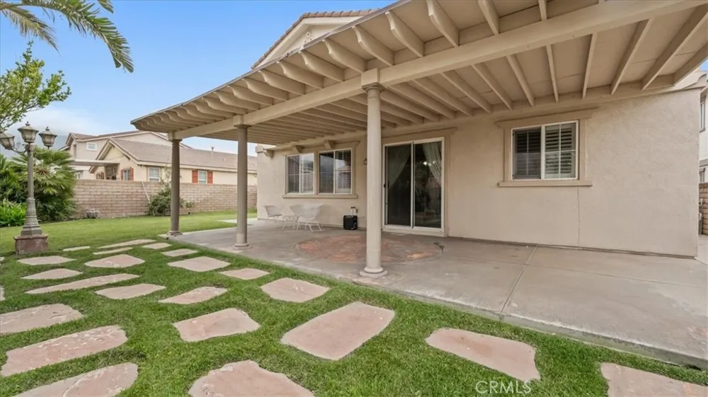 5422 Osprey ct Fontana, CA 92336