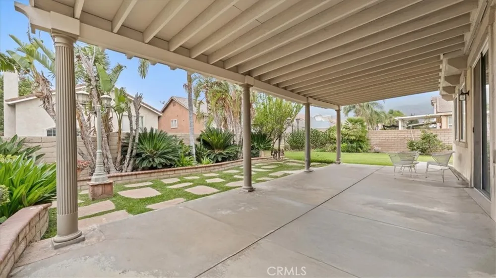 5422 Osprey ct Fontana, CA 92336