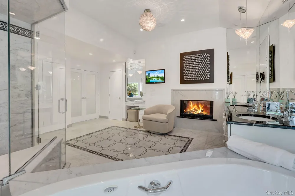9 Plume Grass Way Westhampton, NY 11977