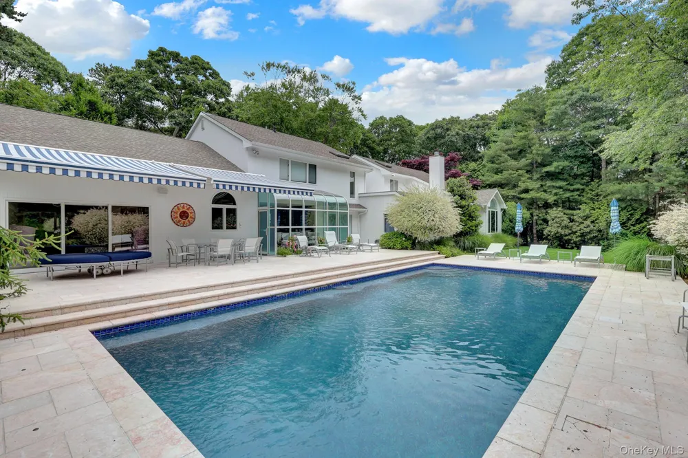 9 Plume Grass Way Westhampton, NY 11977