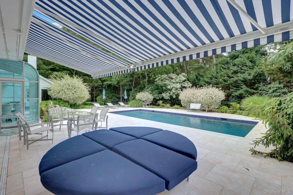 9 Plume Grass Way Westhampton, NY 11977
