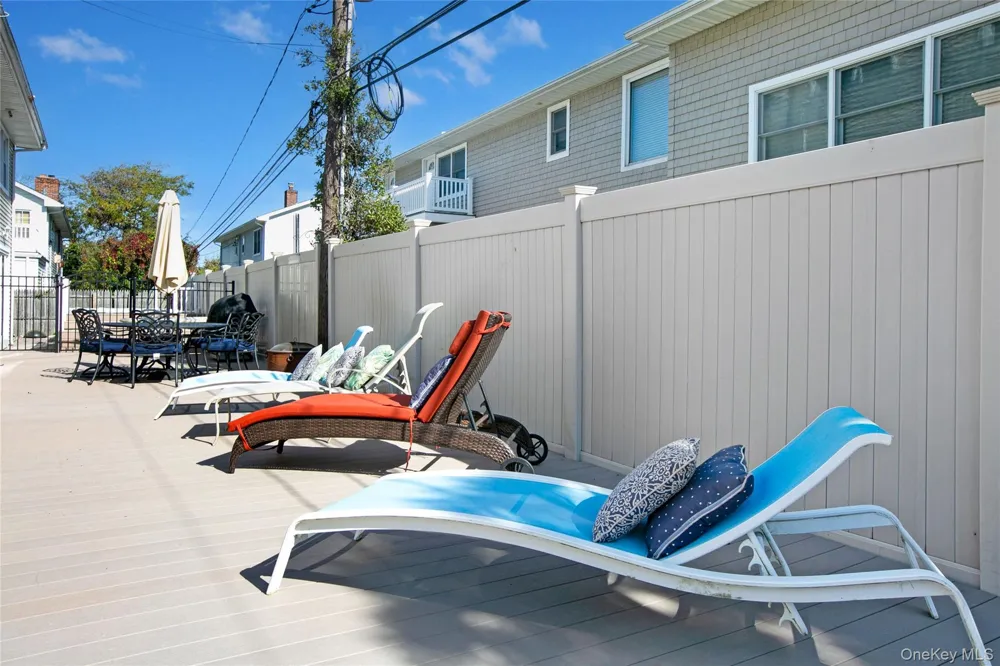 5 Kensington Lido Beach, NY 11561
