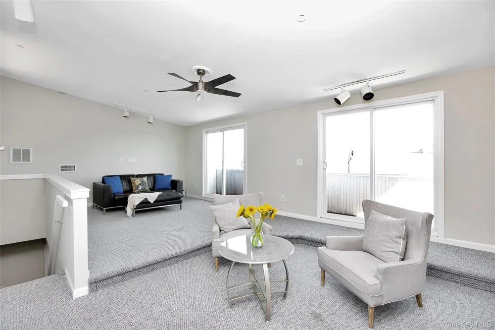 5 Kensington Lido Beach, NY 11561