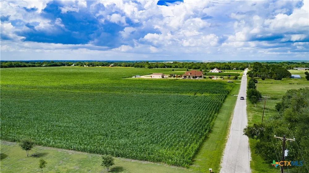 Allison Road Staples, TX 78155