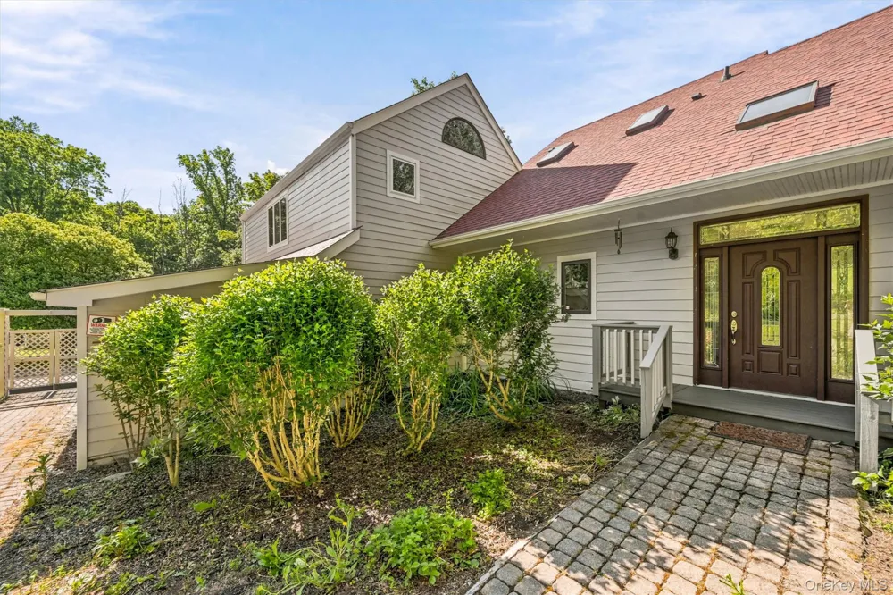36 Chardavoyne Road Warwick, NY 10990