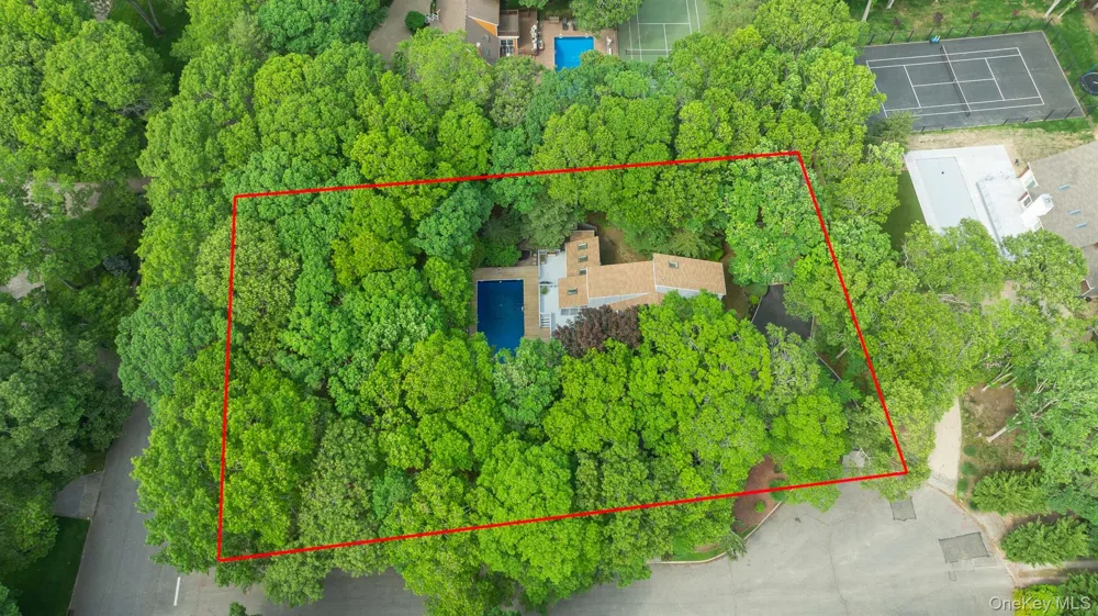 2 Strathmore Court Remsenburg, NY 11960