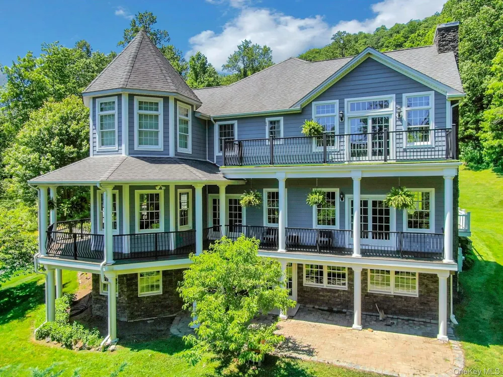11 Badi Drive Nyack, NY 10960