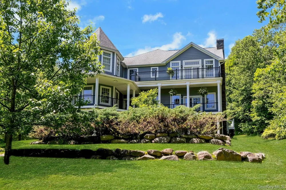 11 Badi Drive Nyack, NY 10960
