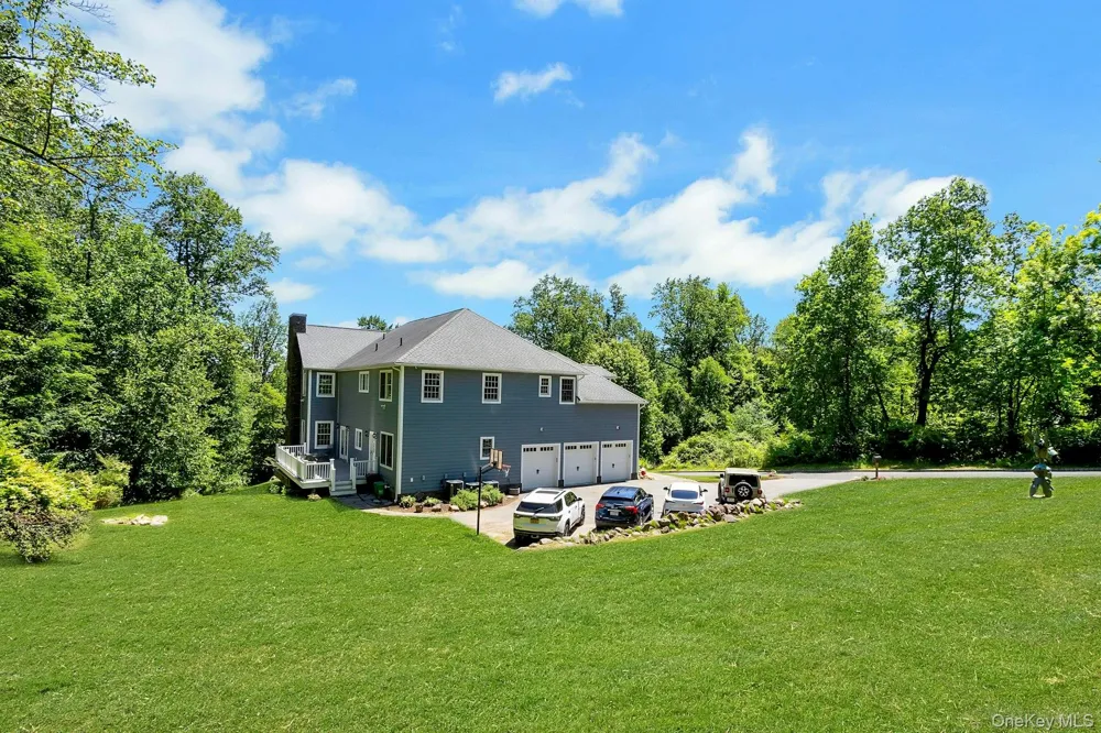 11 Badi Drive Nyack, NY 10960