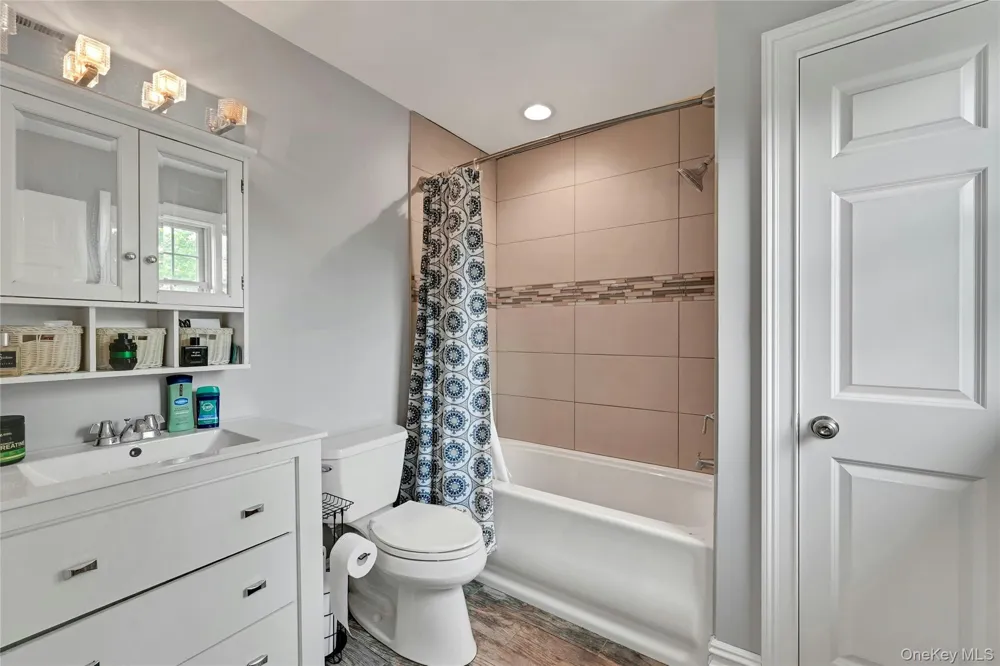 11 Badi Drive Nyack, NY 10960
