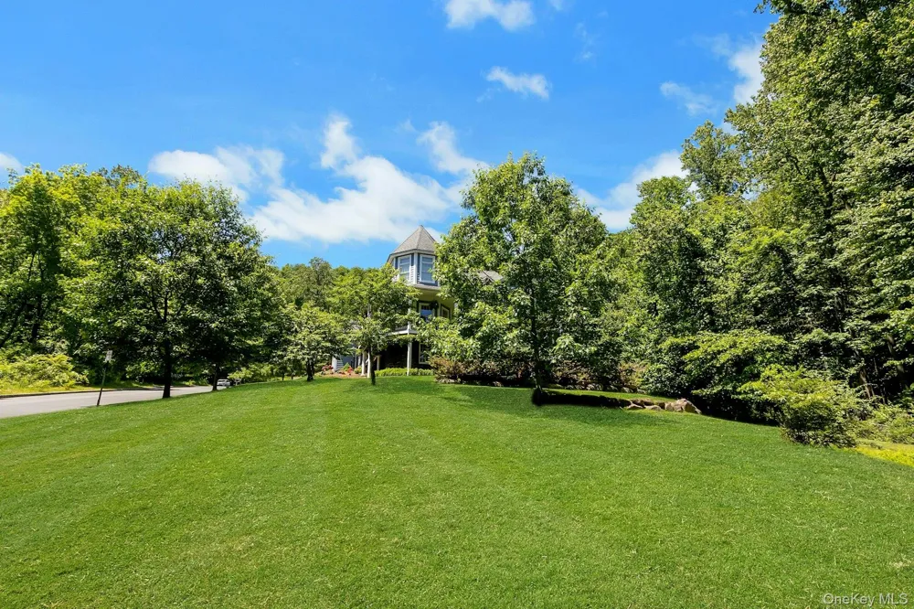 11 Badi Drive Nyack, NY 10960