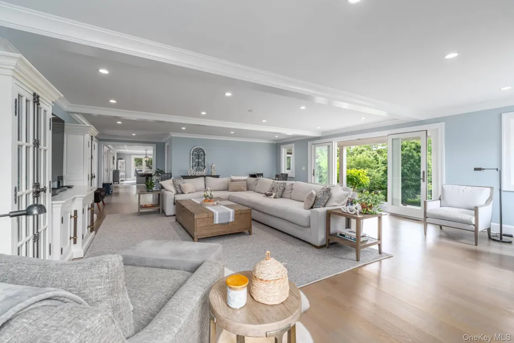 12950 Oregon Road Cutchogue, NY 11935