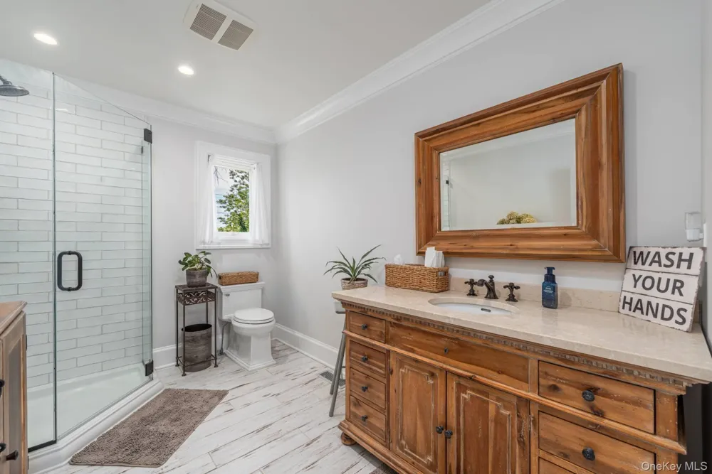 12950 Oregon Road Cutchogue, NY 11935