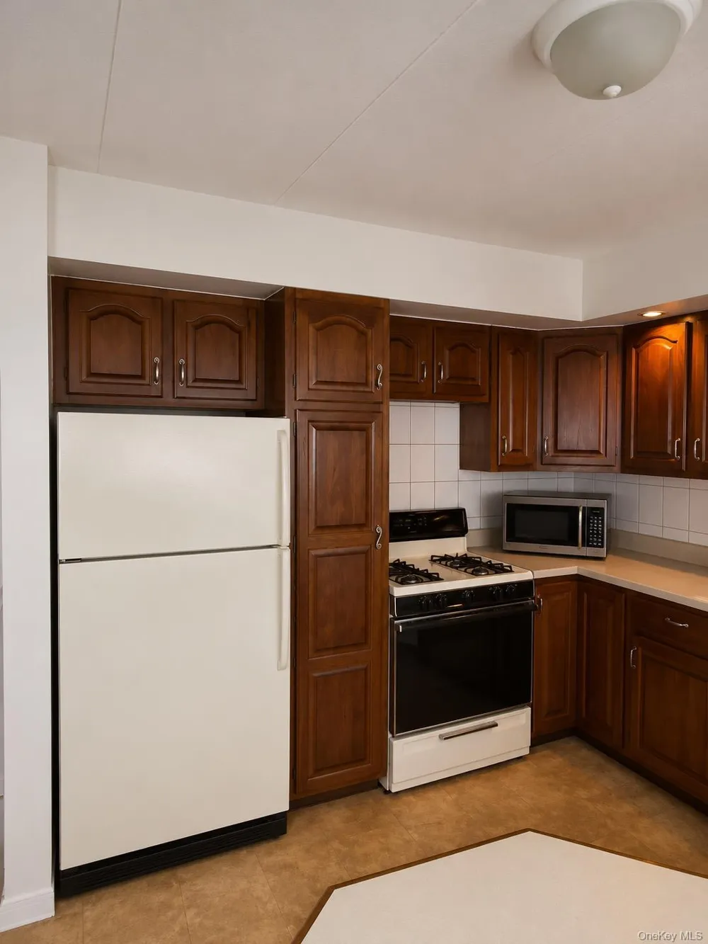 563 Ellsworth Avenue #3 Bronx, NY 10465
