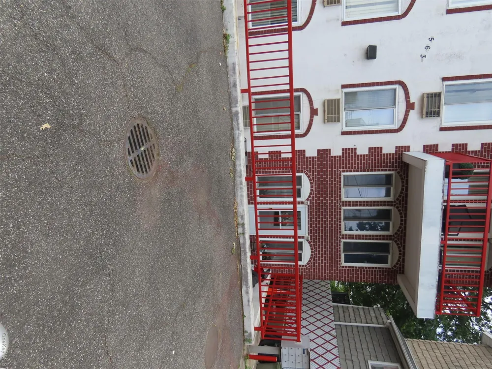 563 Ellsworth Avenue #3 Bronx, NY 10465