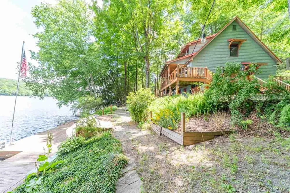 150 Thompsonville Road #20 South Fallsburg, NY 12733