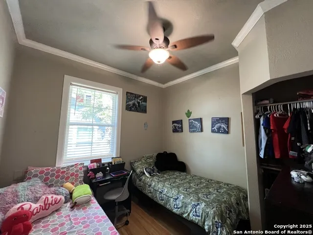 235 GRAY ST San Antonio, TX 78208