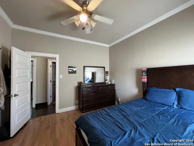 235 GRAY ST San Antonio, TX 78208